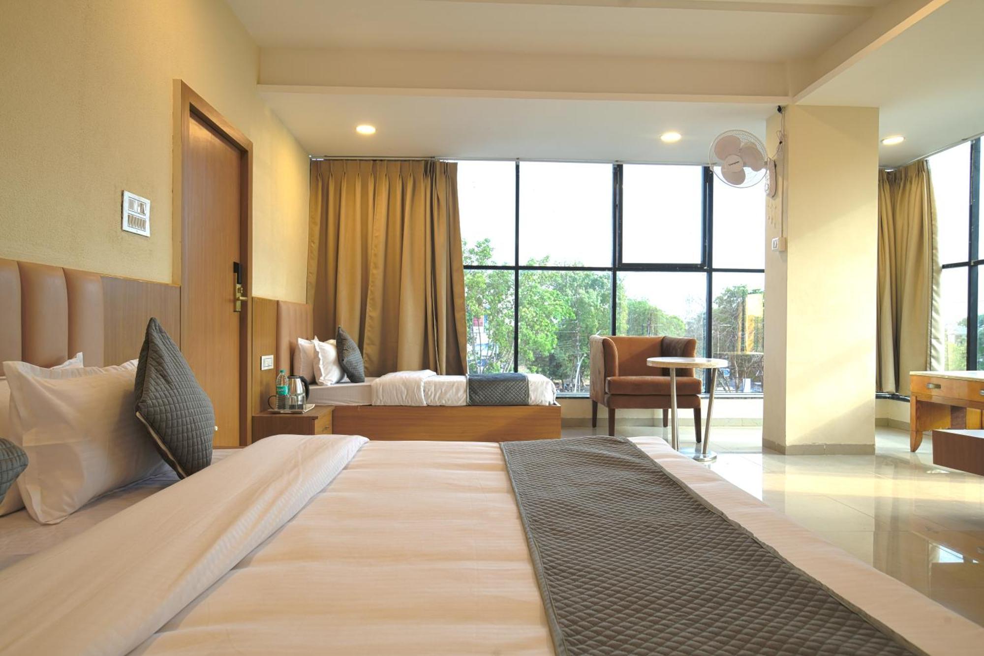 Hotel Shivlok Ujjain Habitación foto