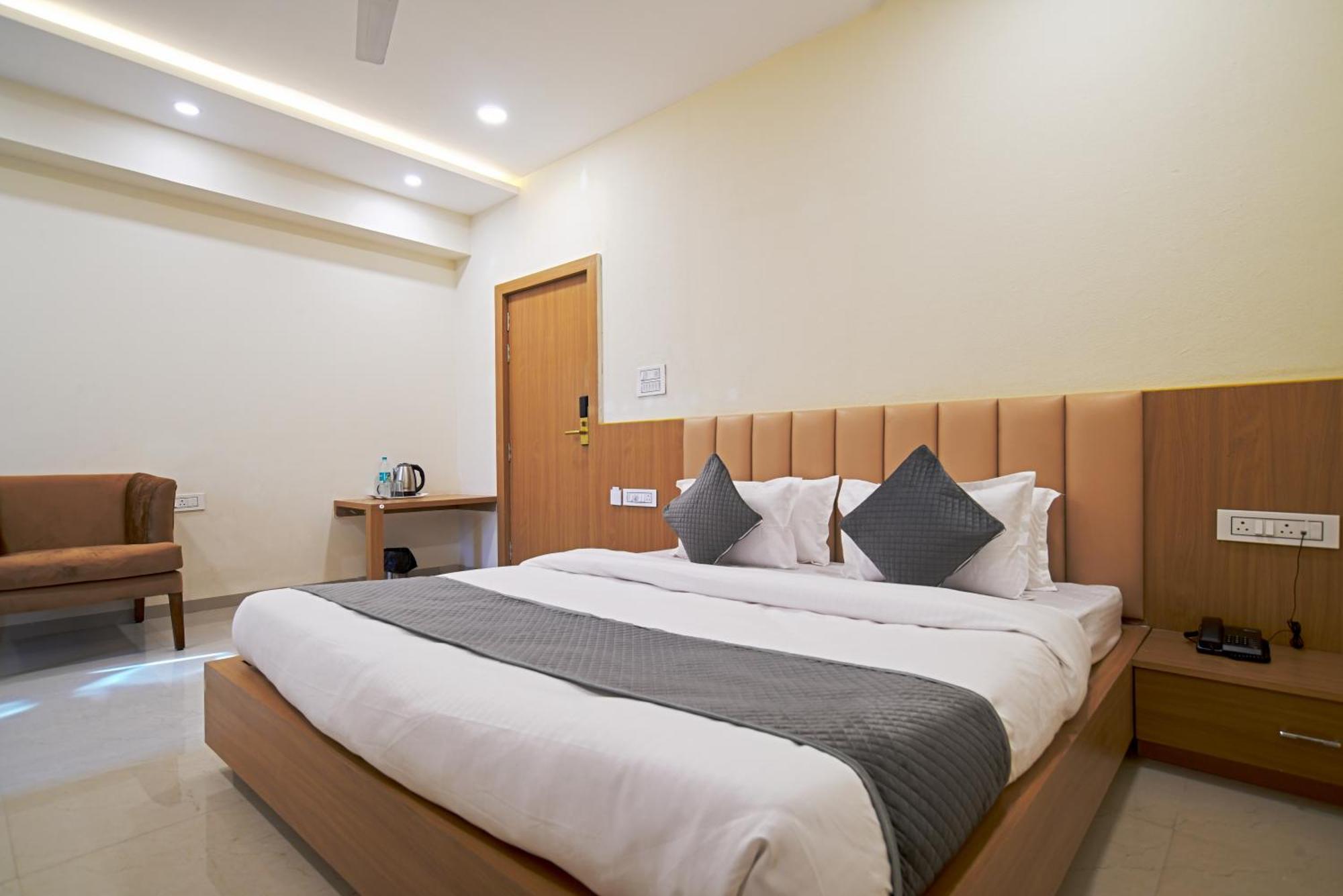 Hotel Shivlok Ujjain Habitación foto