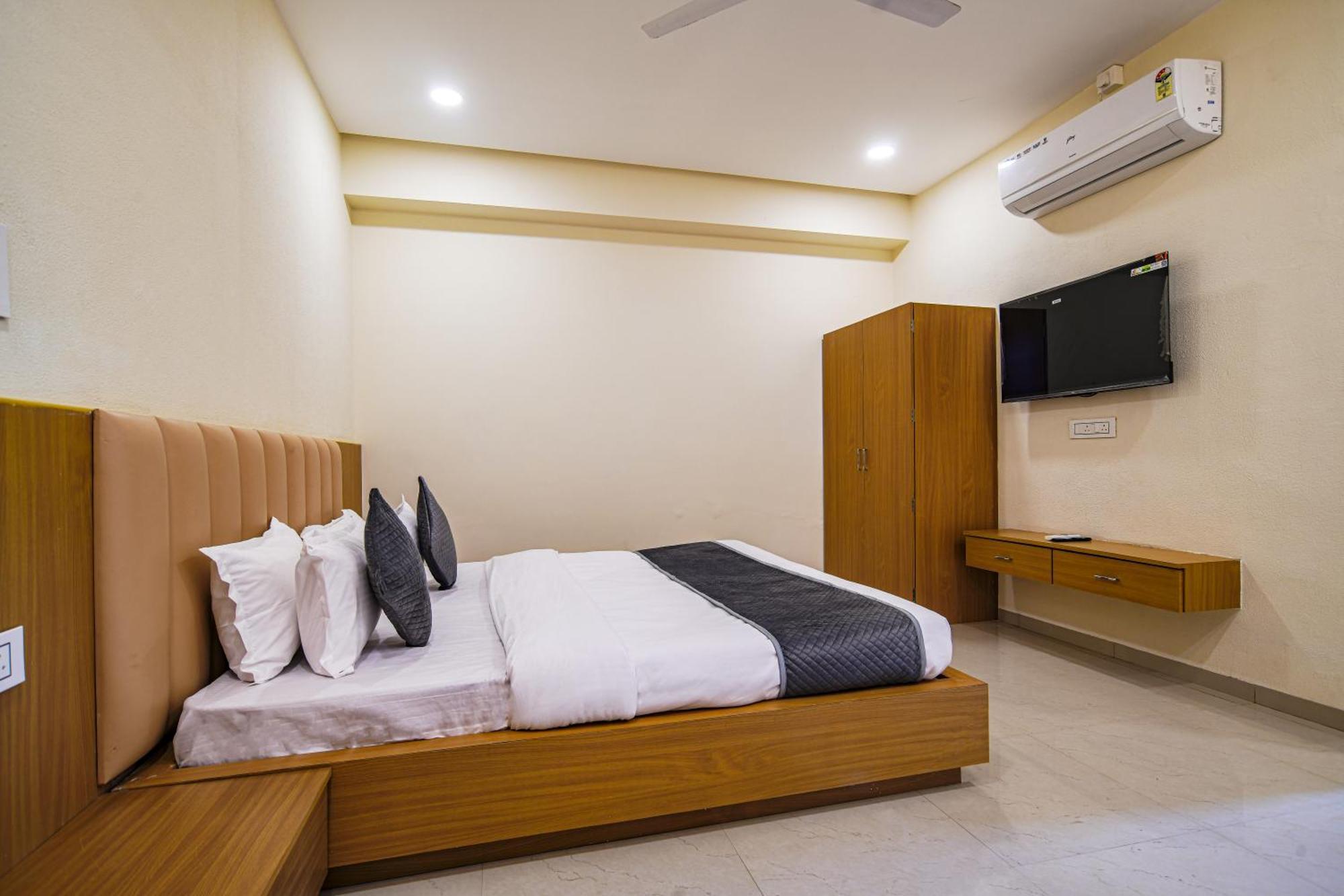 Hotel Shivlok Ujjain Habitación foto